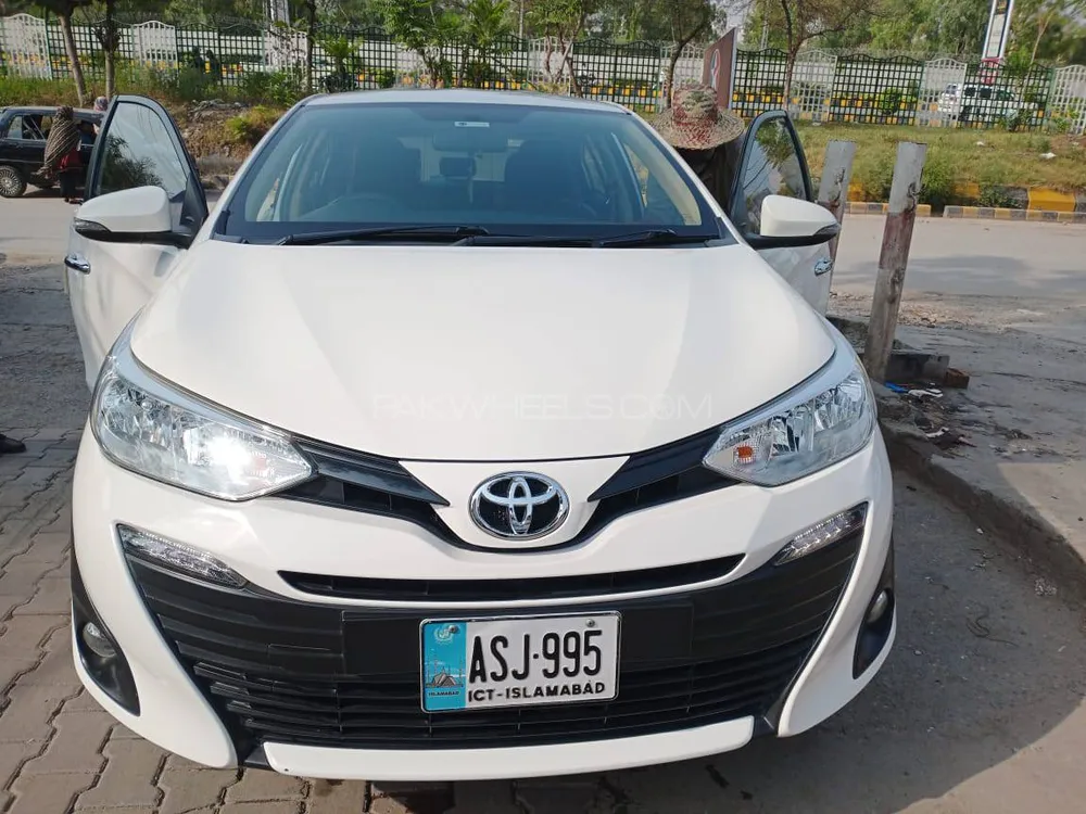 Toyota Yaris Sedan 2021 for Sale in Islamabad Image-1