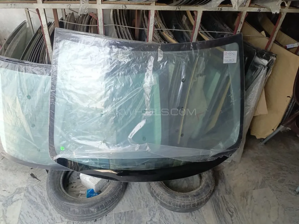 HONDA BRV WINDSCREEN AGI LAMINATED Image-1