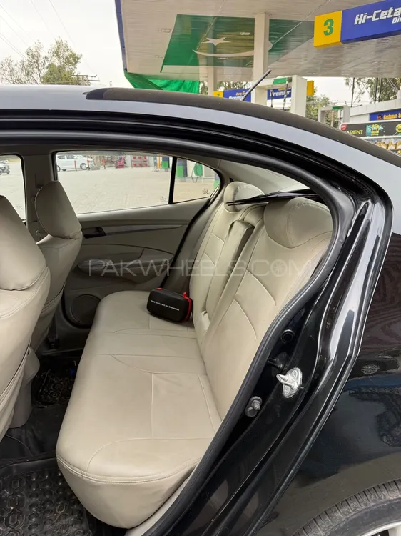 Honda City 2011 for Sale in Islamabad Image-1