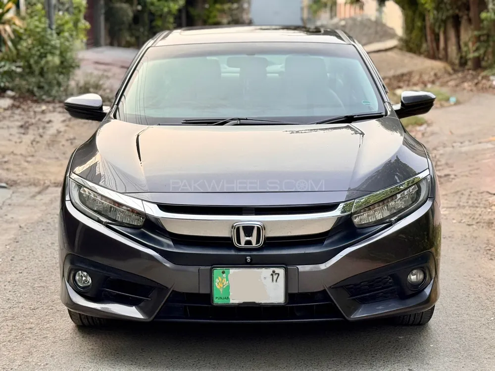 Honda Civic 2017 for Sale in Lahore Image-1