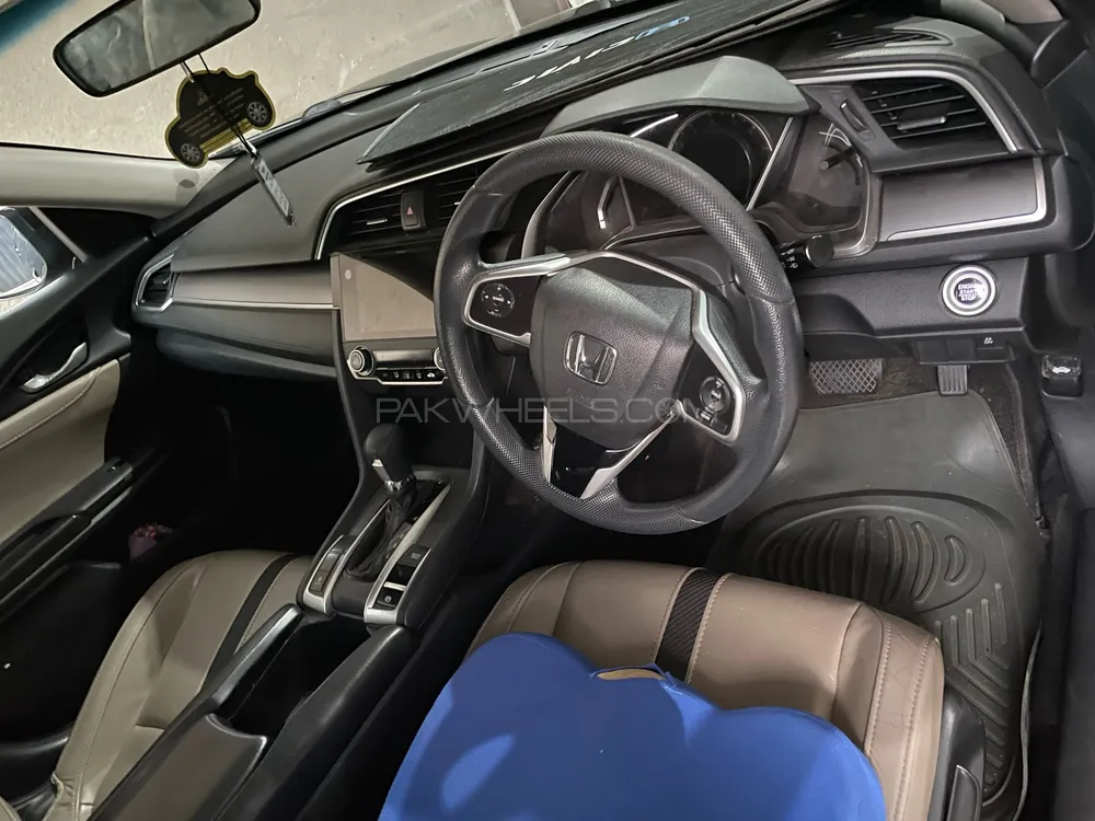 Honda Civic 2018 for Sale in Lahore Image-1