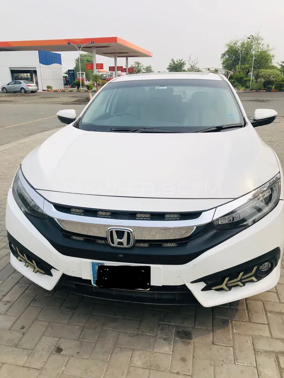 Honda Civic 2020 for Sale in Lahore Image-1