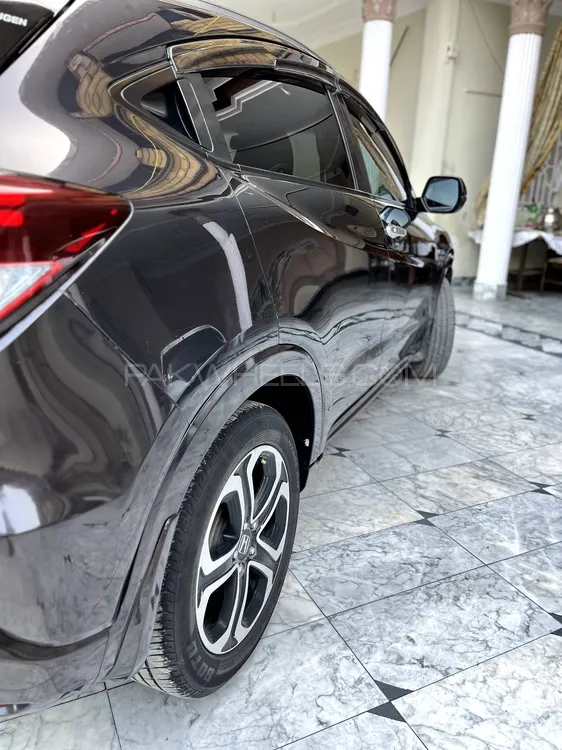 Honda Vezel 2013 for Sale in Haripur Image-1