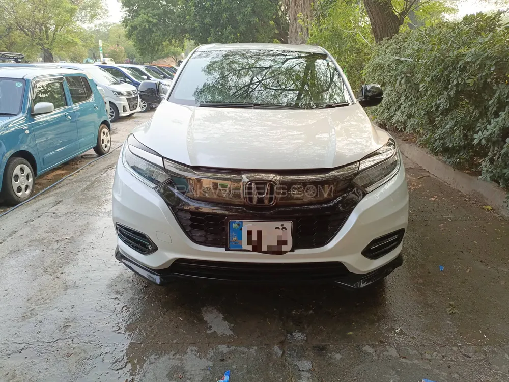 Honda Vezel 2018 for Sale in Islamabad Image-1
