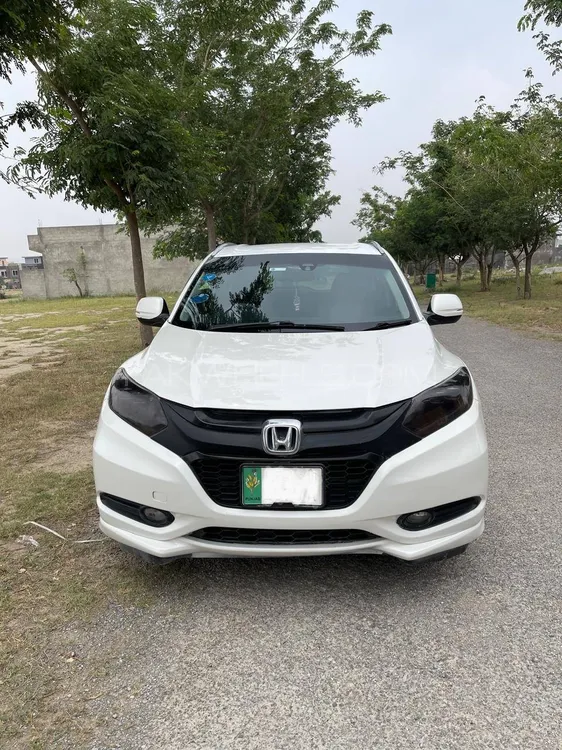 Honda Vezel 2014 for Sale in Islamabad Image-1