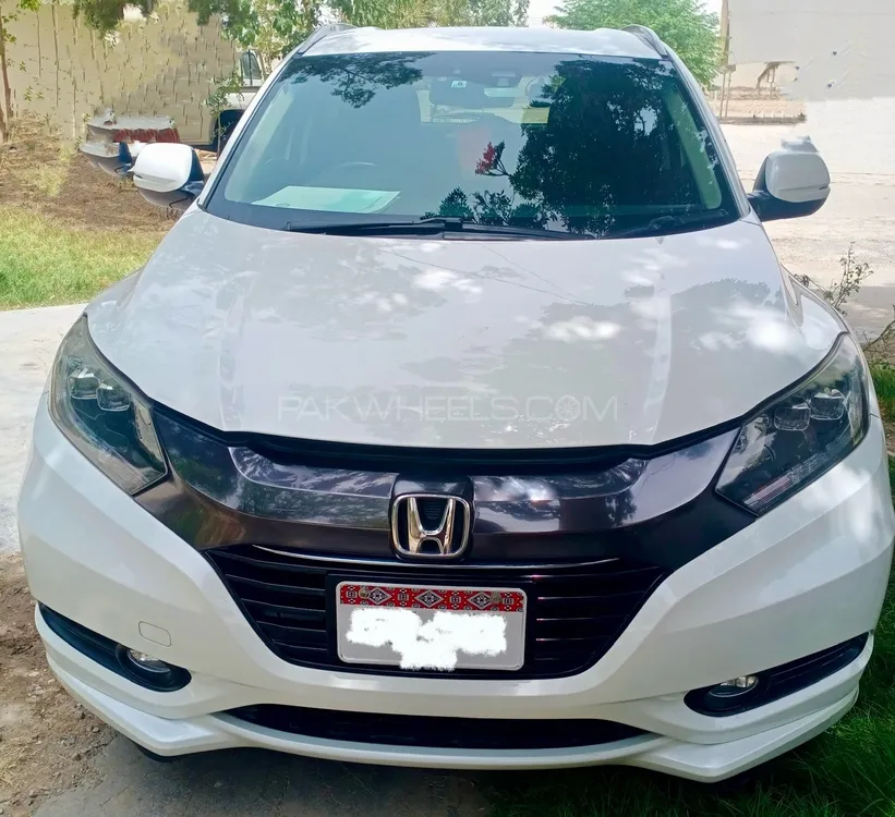 Honda Vezel 2015 for Sale in Gujranwala Image-1
