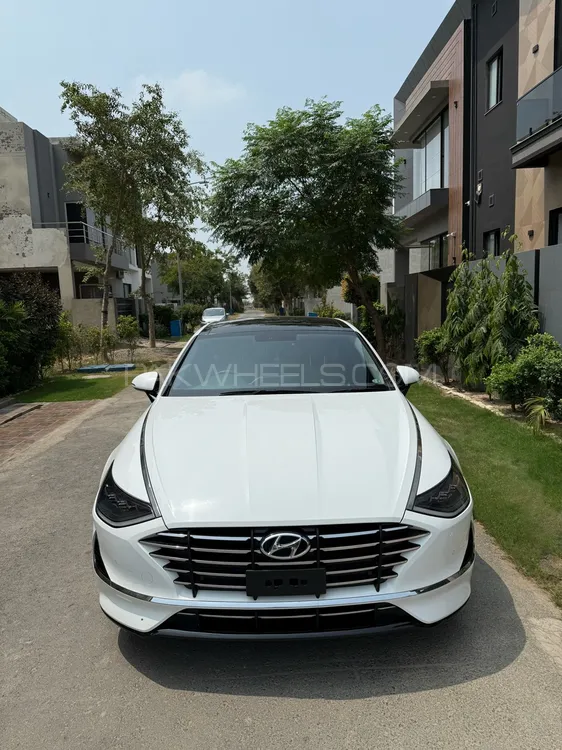 Hyundai Sonata 2023 for Sale in Lahore Image-1