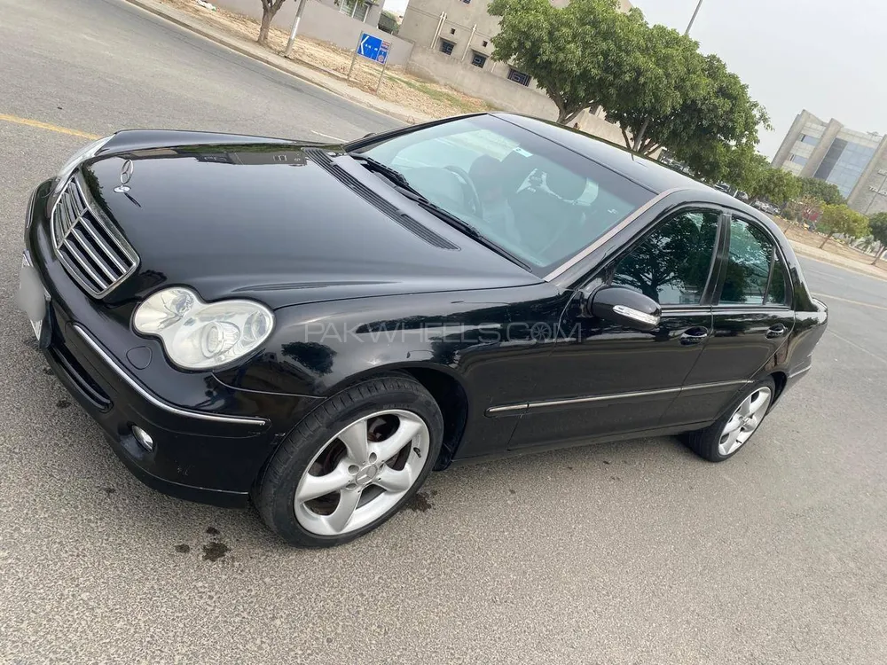 Mercedes Benz C Class 2001 for Sale in Lahore Image-1