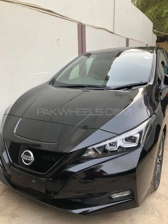Nissan Leaf 2021 for Sale in Karachi Image-1