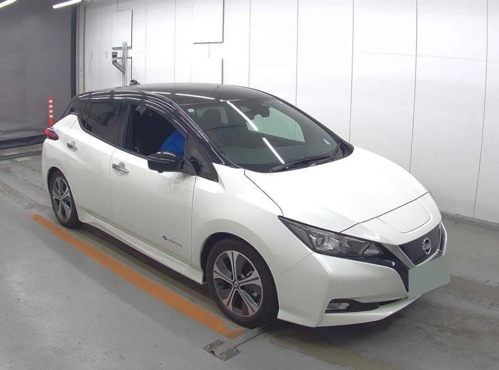 Nissan Leaf 2021 for Sale in Karachi Image-1