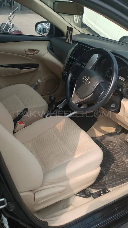 Toyota Corolla 2021 for Sale in Lahore Image-1