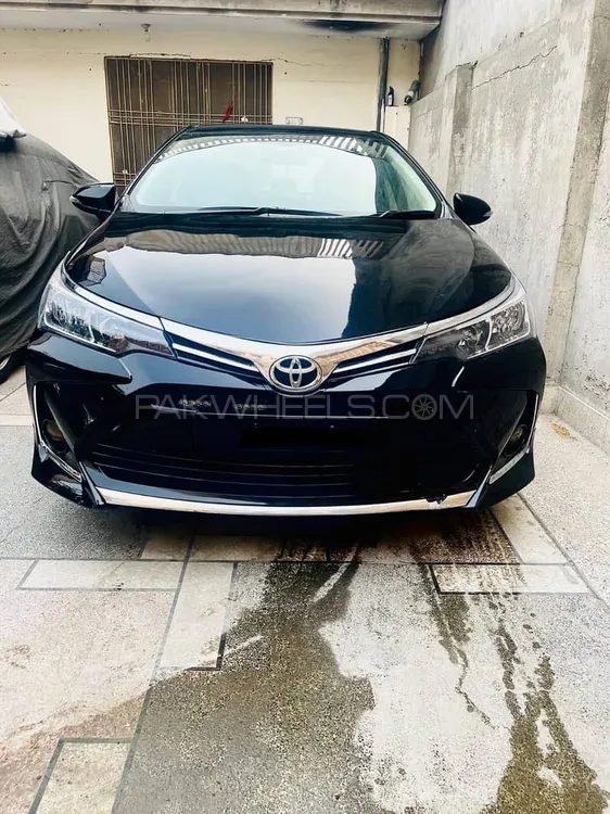 Toyota Corolla 2018 for Sale in Sialkot Image-1