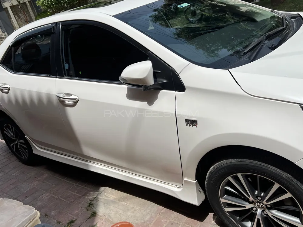 Toyota Corolla 2021 for Sale in Sialkot Image-1