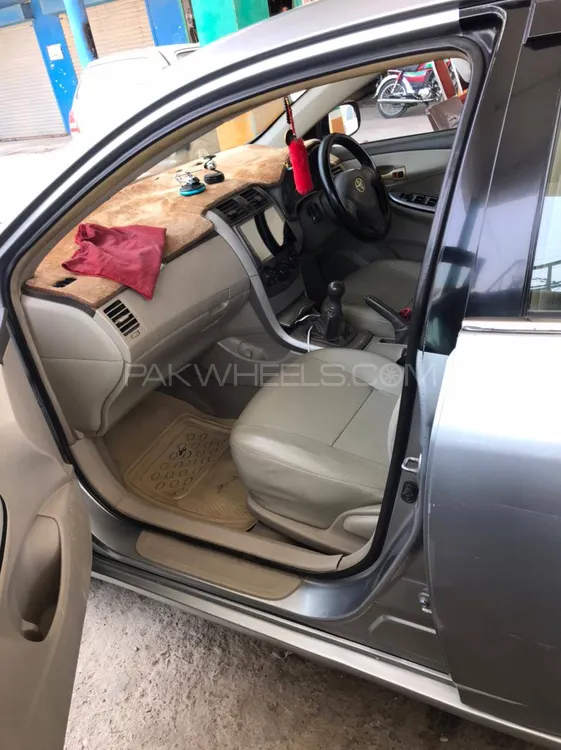 Toyota Corolla 2010 for Sale in Topi Image-1