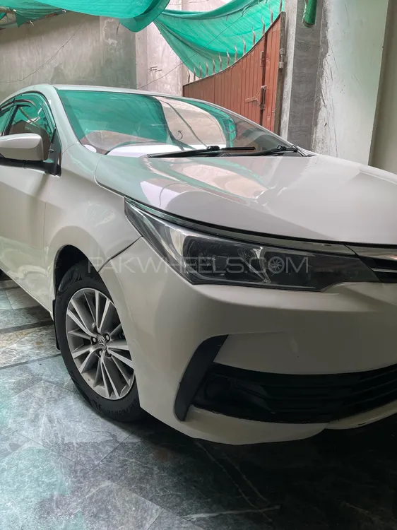 Toyota Corolla 2014 for Sale in Lahore Image-1