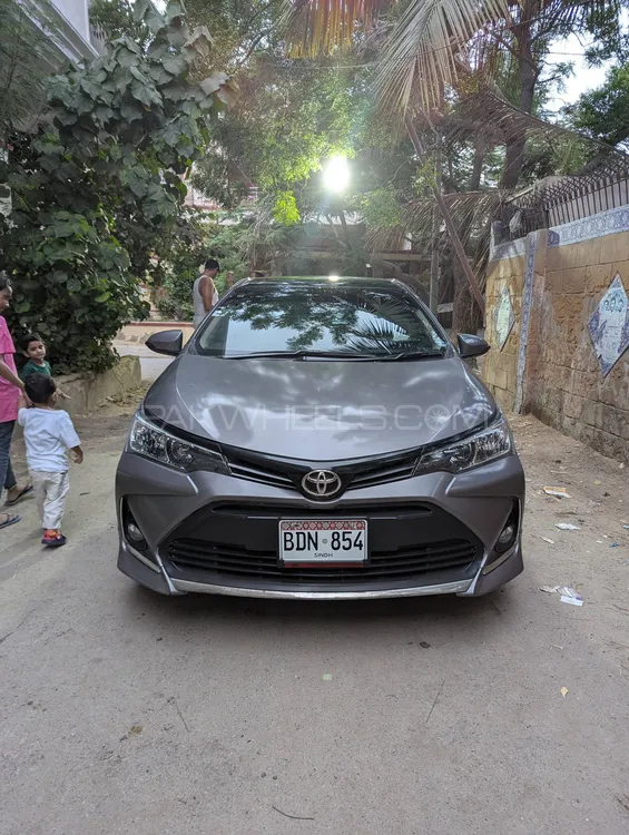 Toyota Corolla 2015 for Sale in Karachi Image-1