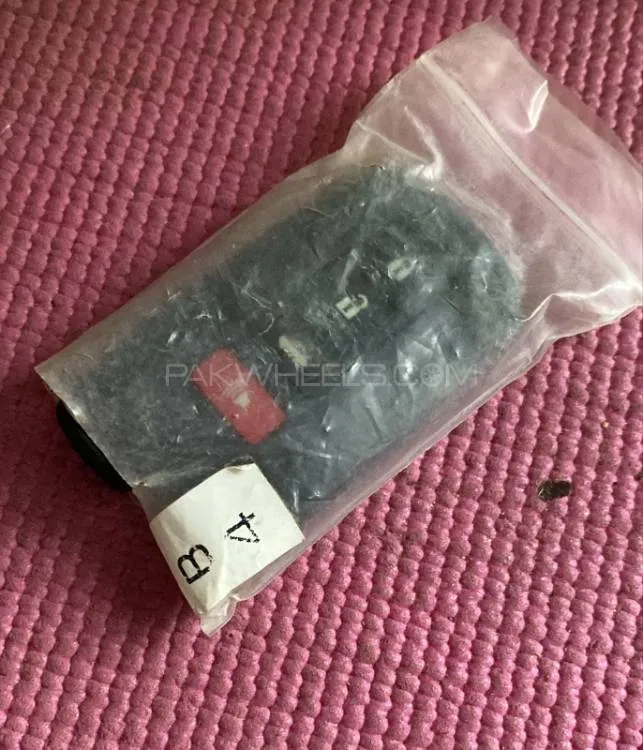Toyota Corolla Grande Immobiliser Key Image-1