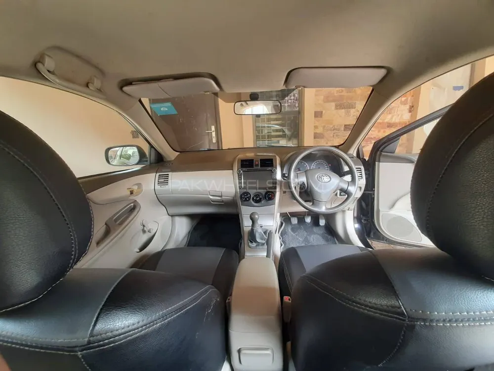 Toyota Corolla 2011 for Sale in Lahore Image-1
