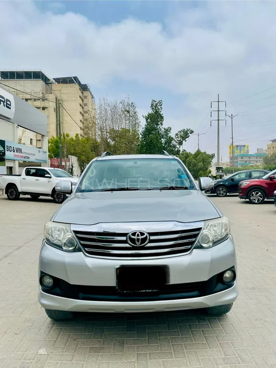 Toyota Fortuner 2014 for Sale in Karachi Image-1