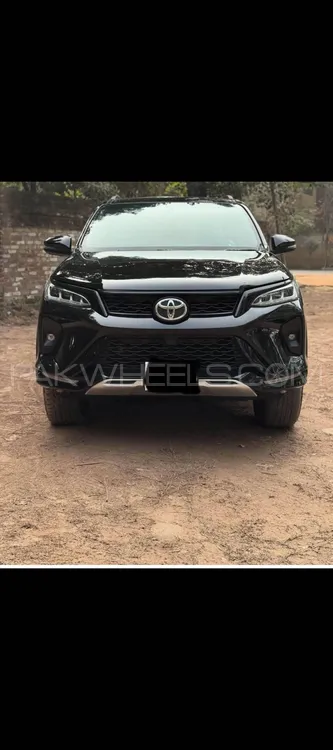 Toyota Fortuner 2022 for Sale in Lahore Image-1