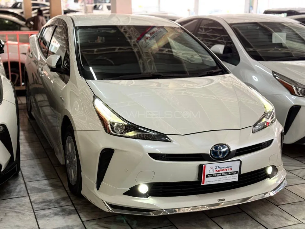 Toyota Prius 2019 for Sale in Peshawar Image-1