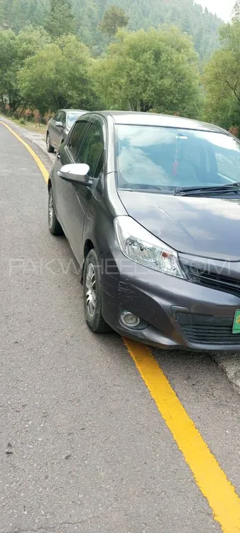 Toyota Vitz 2012 for Sale in Rawalpindi Image-1
