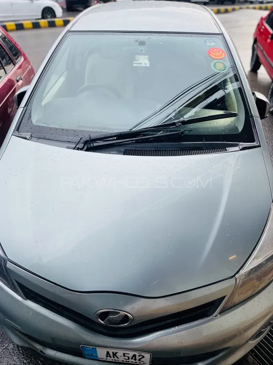 Toyota Vitz 2011 for Sale in Abbottabad Image-1