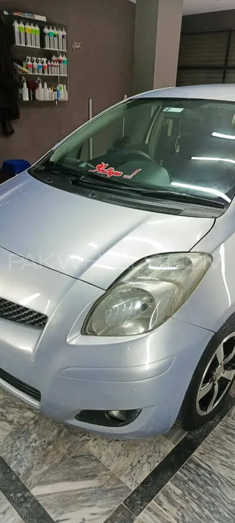 Toyota Vitz 2010 for Sale in Abbottabad Image-1