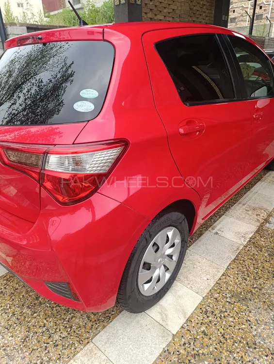 Toyota Vitz 2017 for Sale in Islamabad Image-1