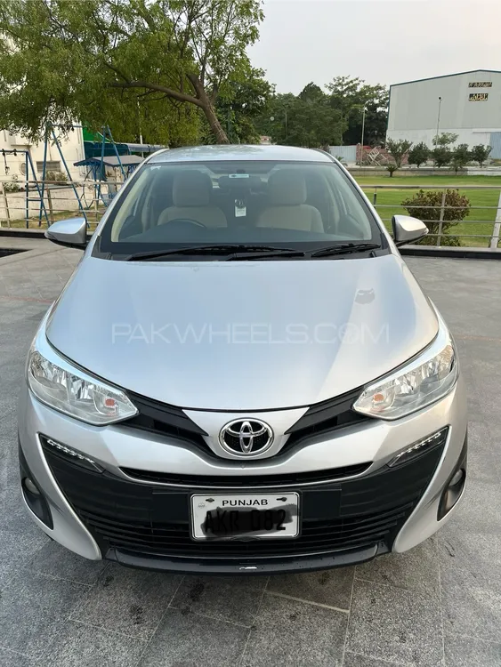 Toyota Yaris Sedan 2022 for Sale in Lahore Image-1