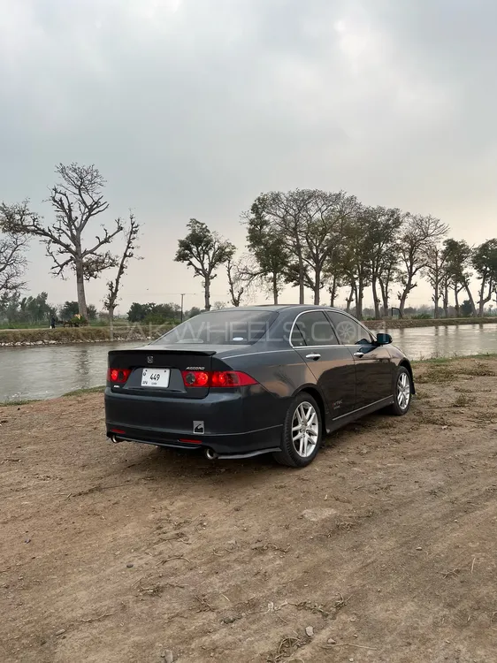 Honda Accord 2004 for Sale in Faisalabad Image-1