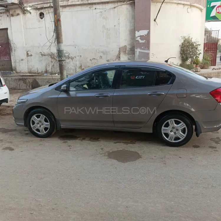 Honda City 2015 for Sale in Karachi Image-1
