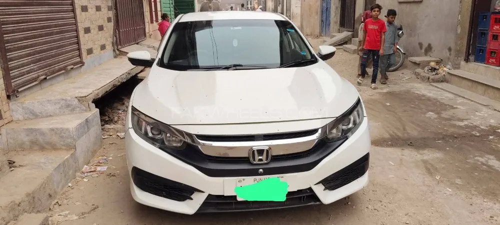 Honda Civic 2018 for Sale in Lahore Image-1