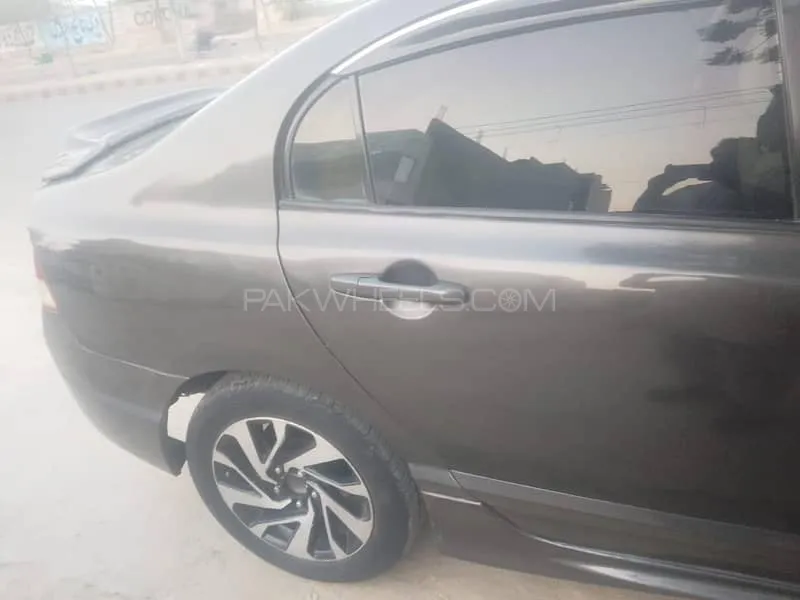 Honda Civic 2007 for Sale in Karachi Image-1