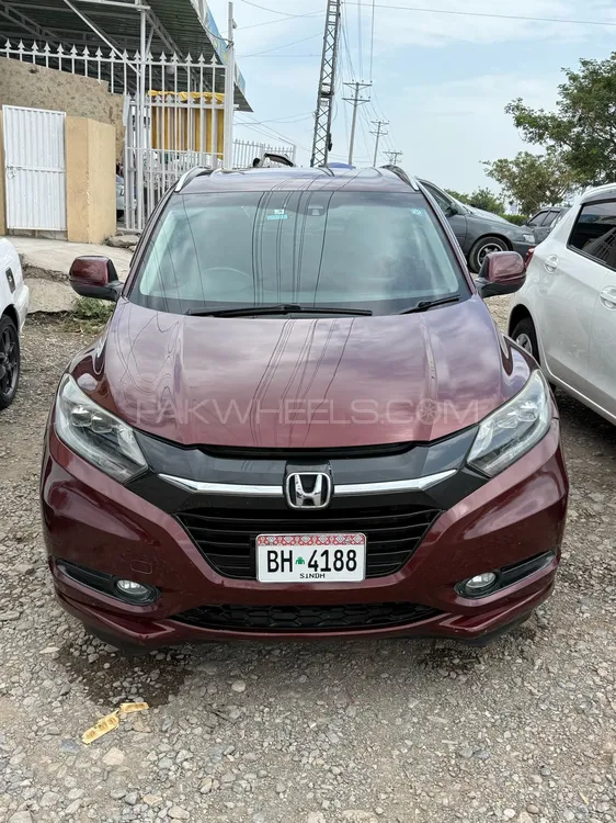 Honda Vezel 2015 for Sale in Peshawar Image-1