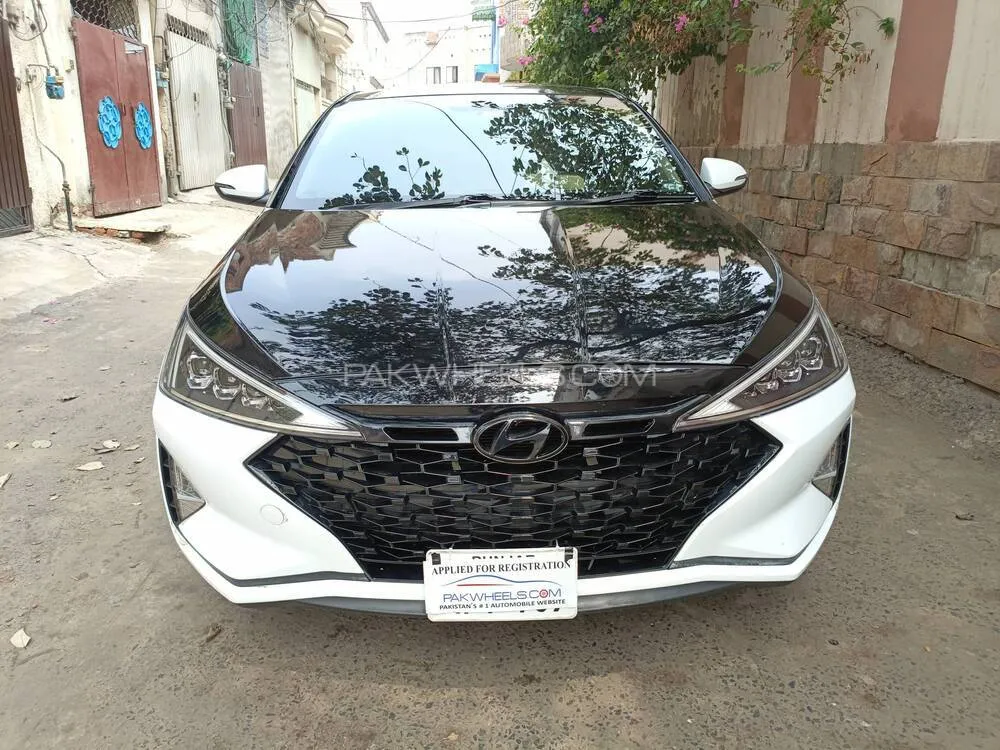 Hyundai Elantra 2023 for Sale in Faisalabad Image-1