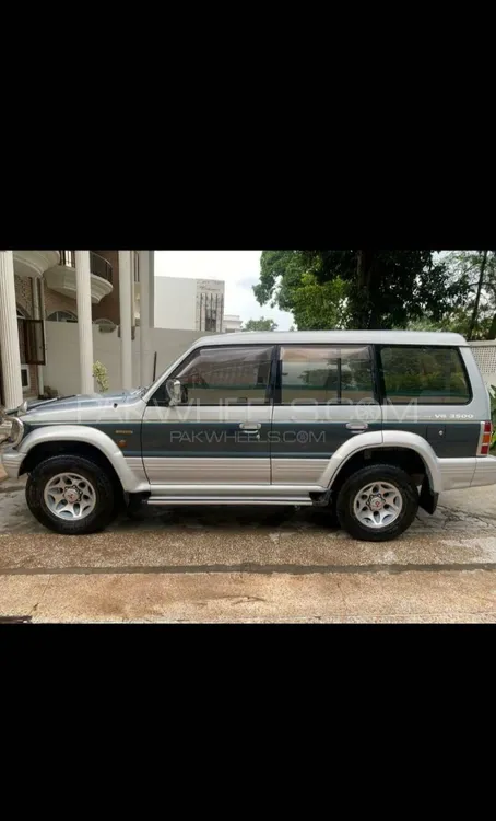 Mitsubishi Pajero 1993 for Sale in Islamabad Image-1