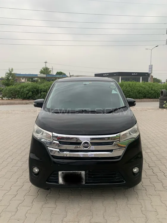 نسان ڈیز 2014 for Sale in پشاور Image-1
