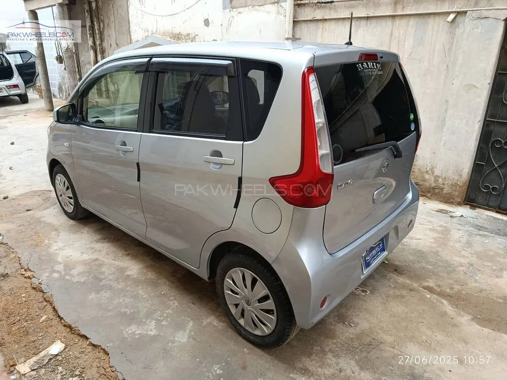 نسان ڈیز 2015 for Sale in کراچی نسان ڈیز 2015 for Sale in کراچی Image-5