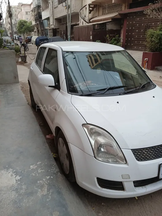 Suzuki Swift 2011 for Sale in Karachi Image-1