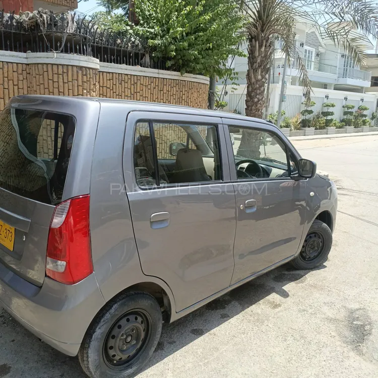 Suzuki Wagon R 2017 for Sale in Karachi Image-1