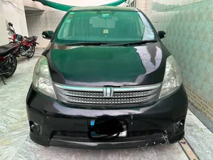 Toyota ISIS L X Selection 2007 for Sale