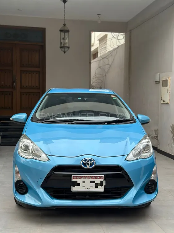 Toyota Aqua 2015 for Sale in Karachi Image-1