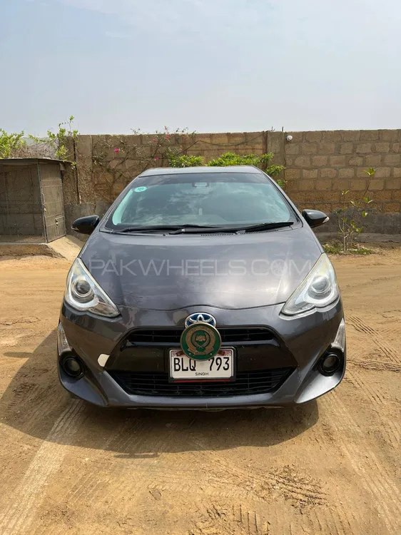 Toyota Aqua 2017 for Sale in Karachi Image-1