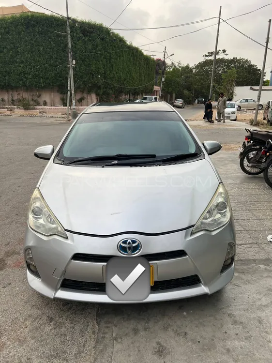 Toyota Aqua 2012 for Sale in Karachi Image-1