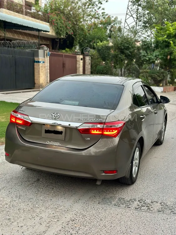 Toyota Corolla 2015 for Sale in Rawalpindi Image-1