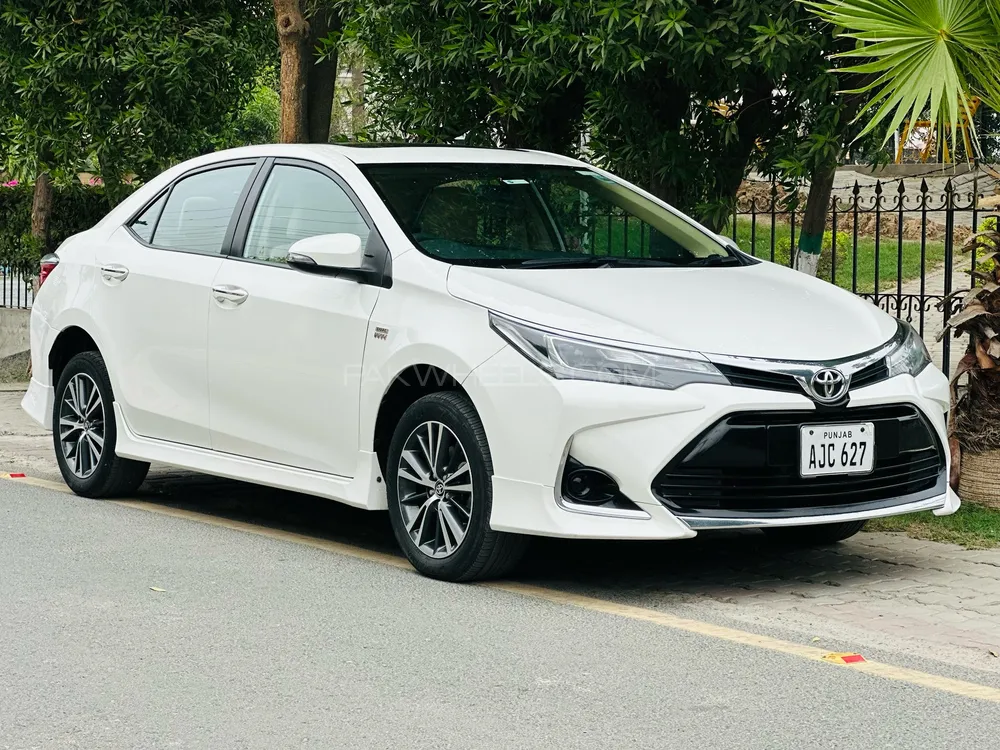 Toyota Corolla 2022 for Sale in Lahore Image-1
