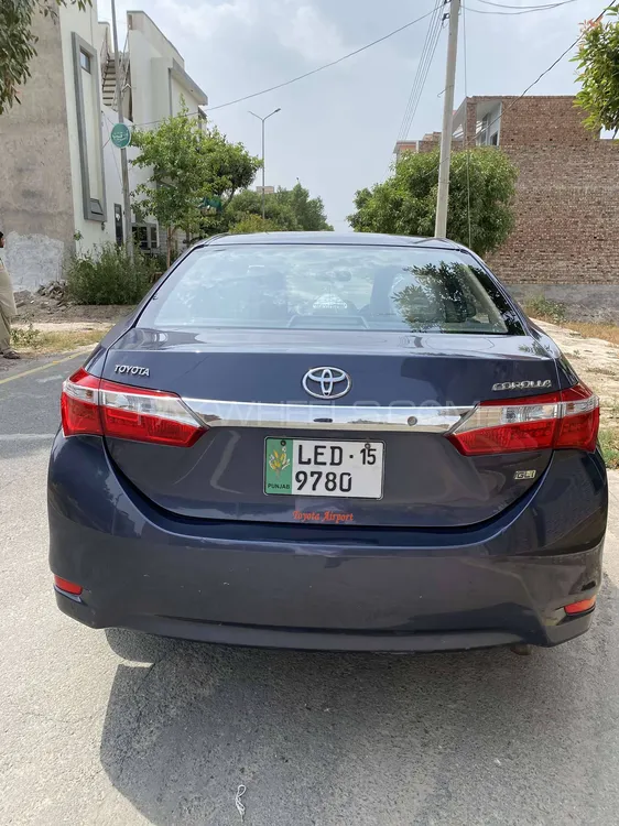 Toyota Corolla 2015 for Sale in Lahore Image-1