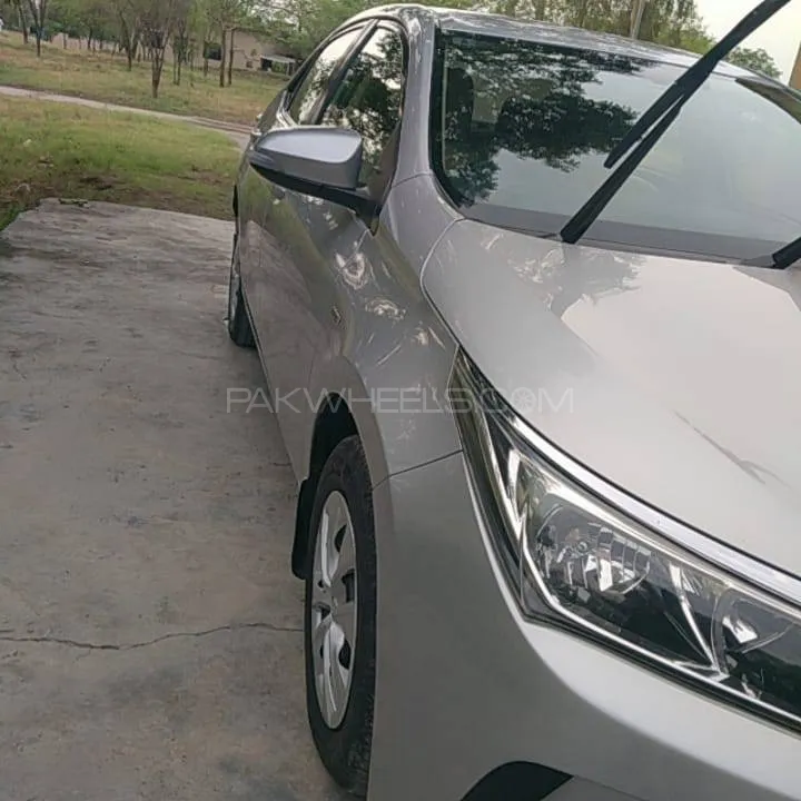 Toyota Corolla 2017 for Sale in Islamabad Image-1