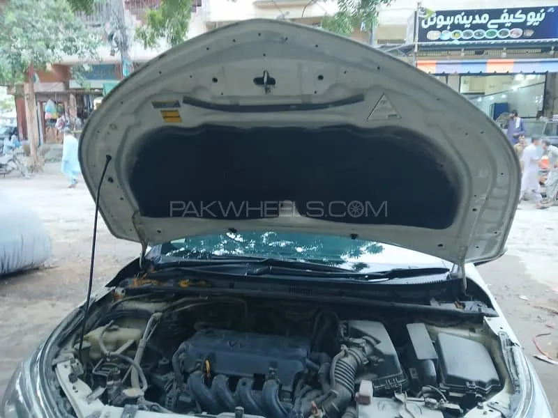 Toyota Corolla 2017 for Sale in Karachi Image-1